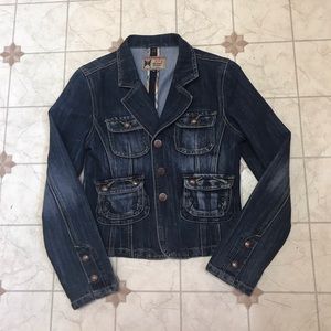 Blazer style jean jacket, tag says XL, fit like M